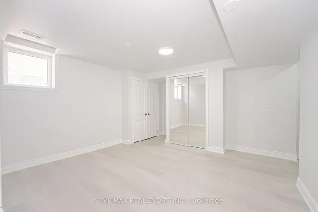 Additional image 43 of 49 Scotchmere Cres