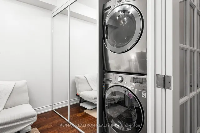 Additional image 12 of 168 King St Unit 1111