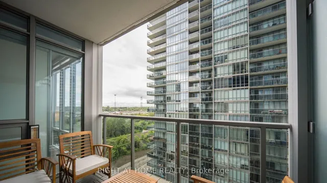 Additional image 37 of 88 Park Lawn Rd Unit 1010