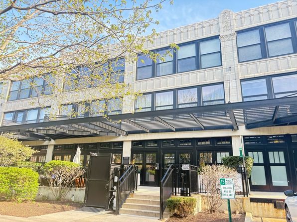 1001 W 15th St UNIT 342, Chicago, IL 60608
