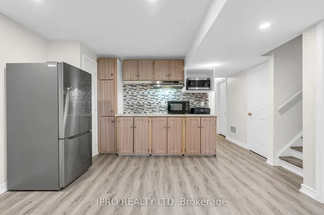 Additional image 37 of 1139 Farmstead Dr