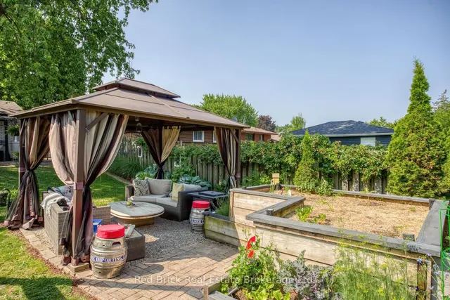 Additional image 35 of 302 Ross Ave