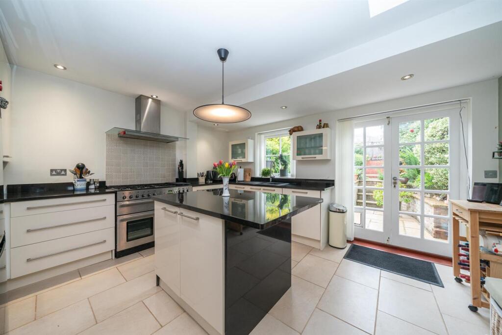 Additional image 12 of Liverpool Road, St. Albans