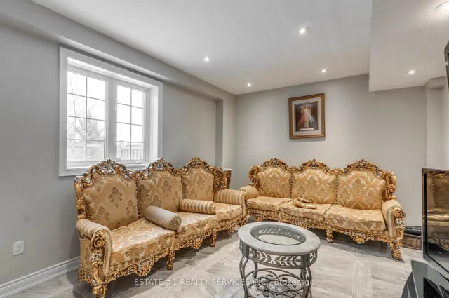 Additional image 33 of 4 Agincourt Circ