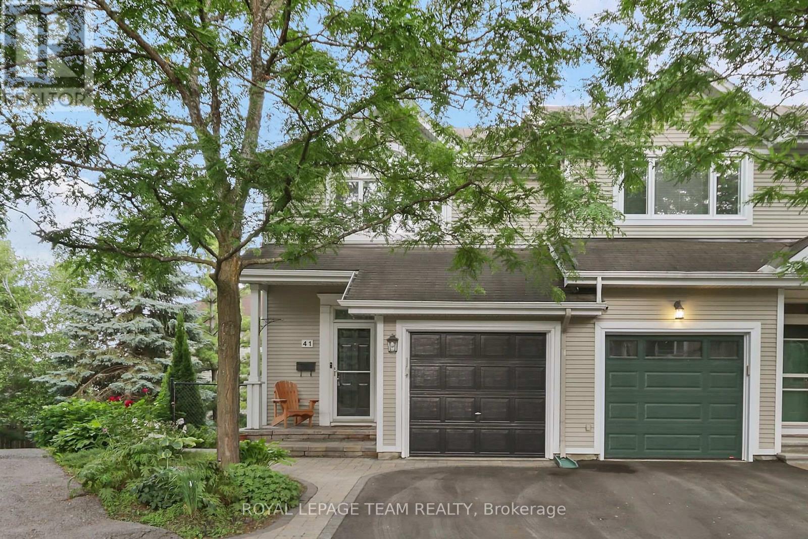 41 MAXTON PRIVATE|Ottawa, Ontario K1J1J1