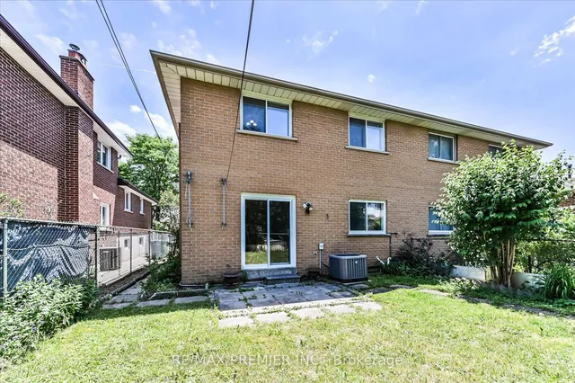 Additional image 43 of 44 Petunias Rd