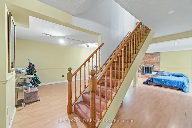 Additional image 39 of 34 Granby Crt