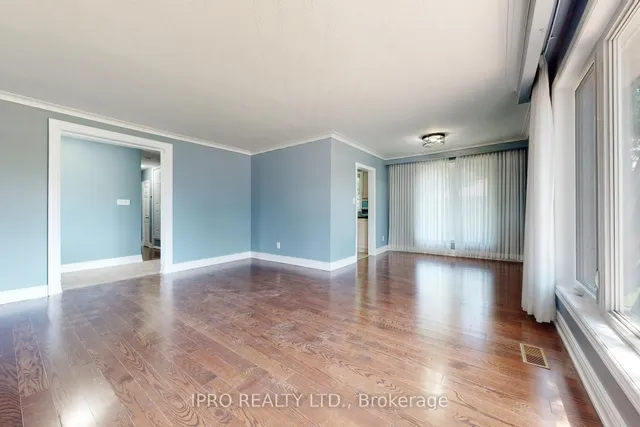 Additional image 4 of 22 Royal Doulton Dr