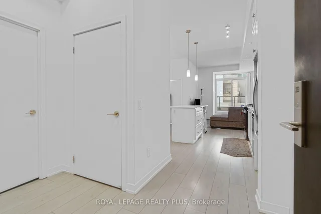 Additional image 28 of 55 Duke St Unit 233