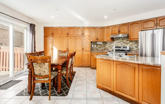 Additional image 3 of 82 Jewel Cres