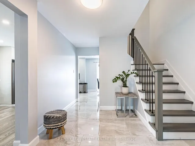 Additional image 6 of 52 Mozart Cres