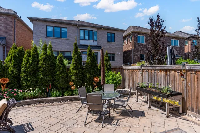 Additional image 46 of 235 Jessie Caverhill Passage