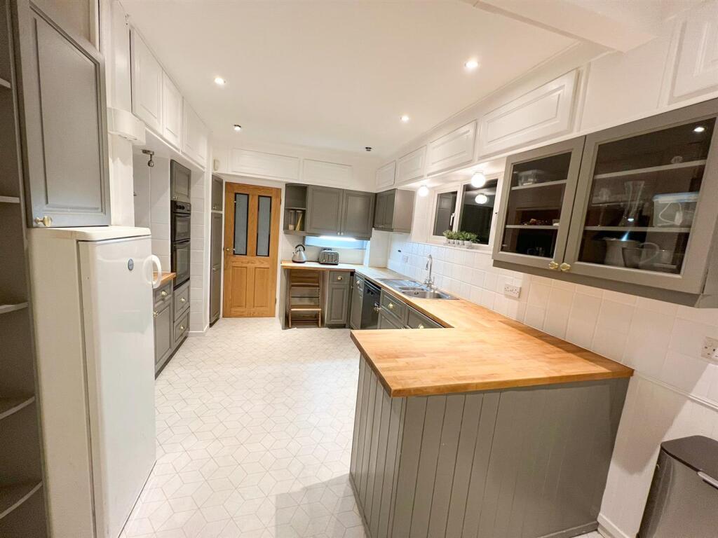 Additional image 2 of Townsend Lane, Harpenden