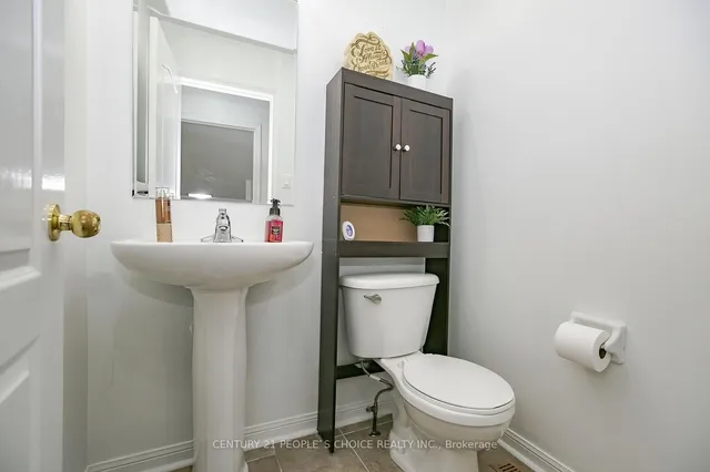 Additional image 21 of 47 Garibaldi Dr