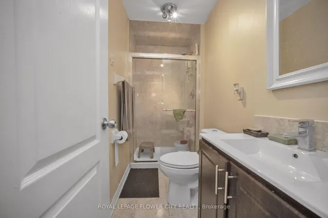 Additional image 33 of 33 Fiddleneck Cres