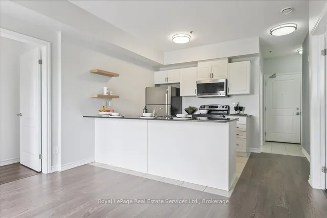 房产图片 24 - 1370 Costigan Rd 单元 301