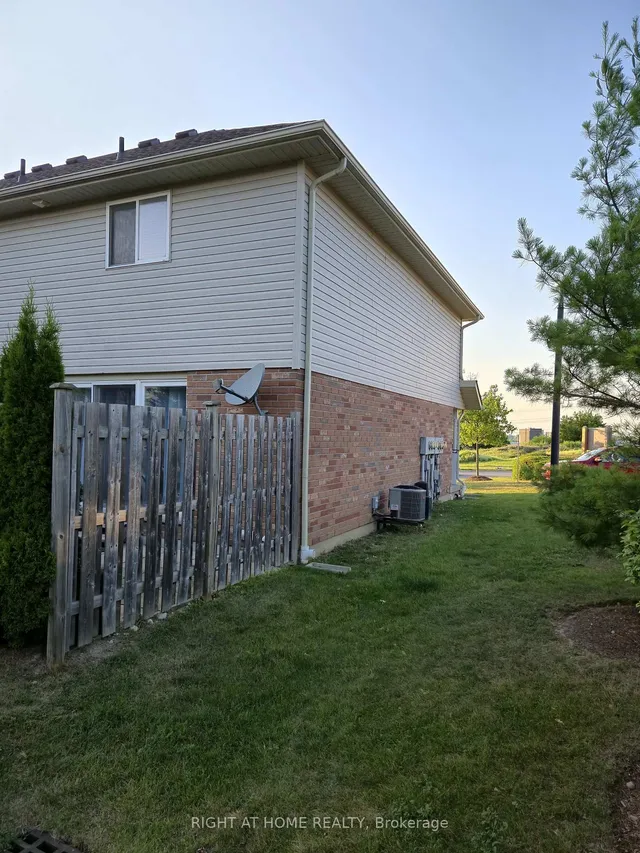 Additional image 15 of 40 Fallowfield Dr