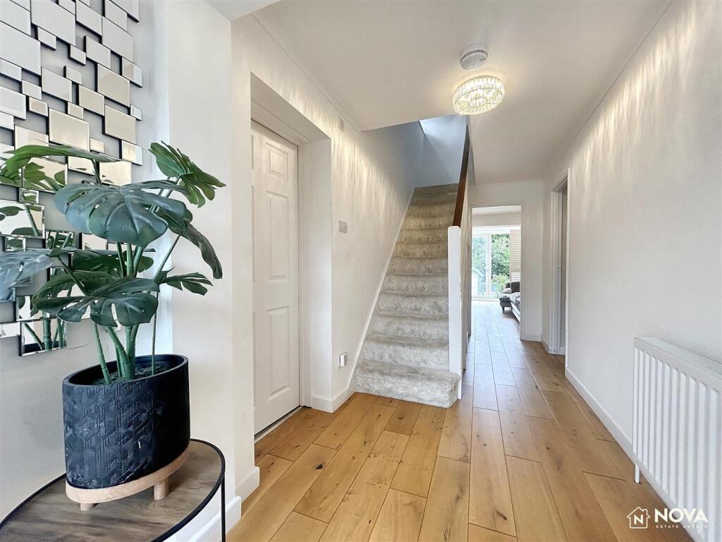 Additional image 12 of Wroxham Way, Harpenden