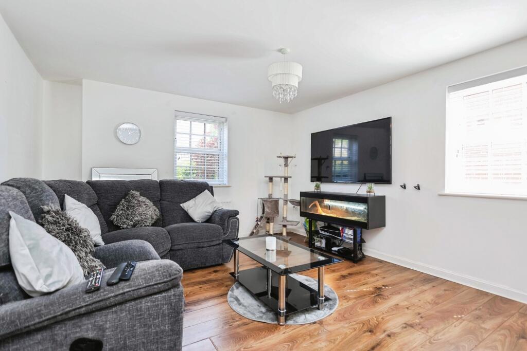 Additional image 17 of Horseshoe Crescent, Great Barr, Birmingham, B43