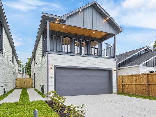 882 Prosper St, Houston, TX 77088