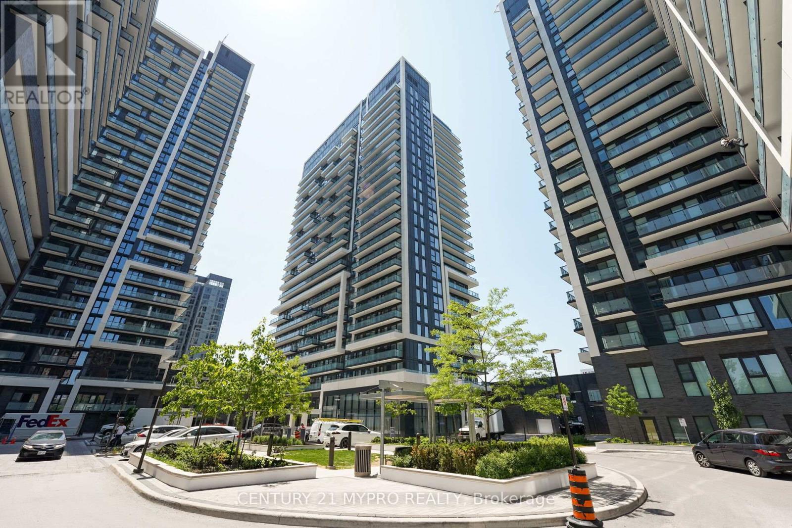 402 - 95 ONEIDA CRESCENT|Richmond Hill (Langstaff), Ontario L4B0H5