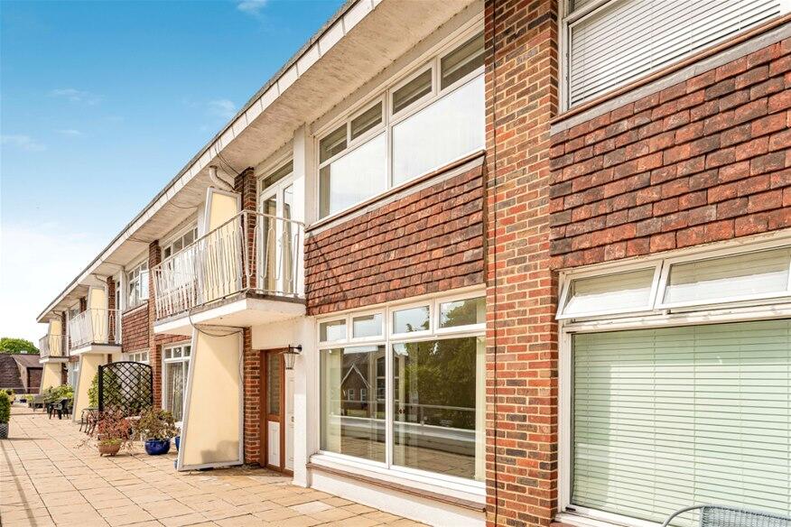 Church Green Row, Harpenden, AL5