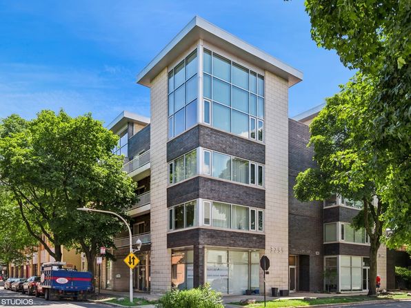 3255 N Paulina St APT 4A, Chicago, IL 60657