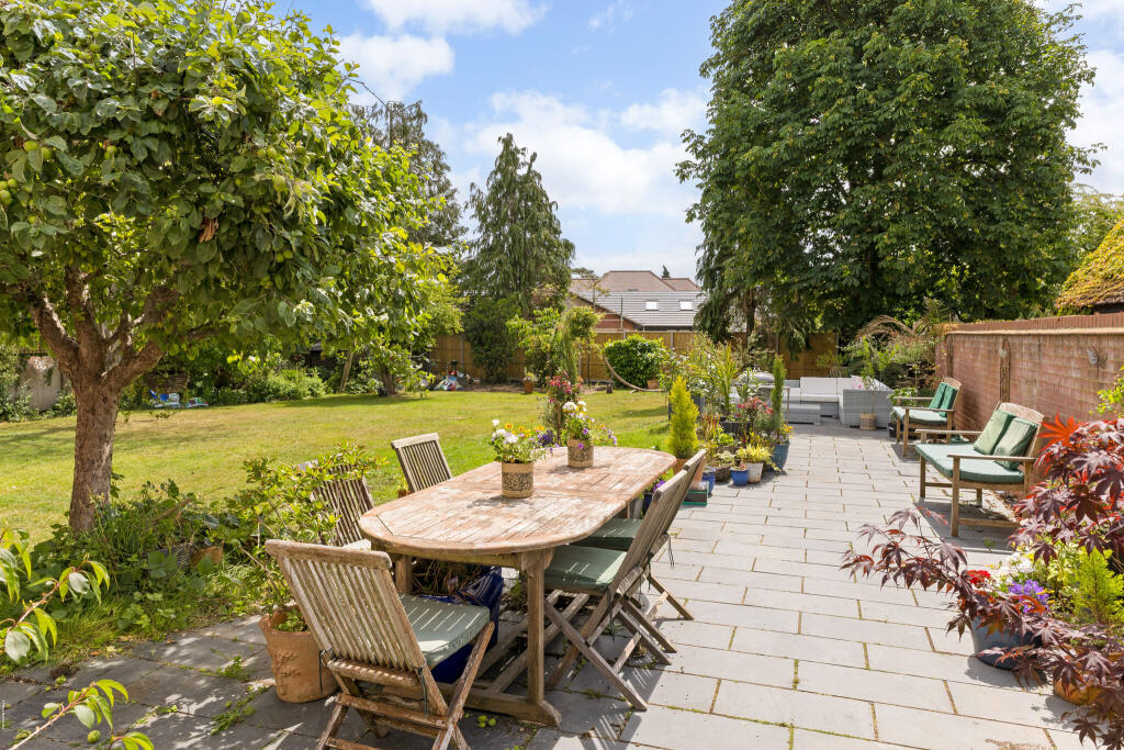 Additional image 12 of Hatching Green Close, Harpenden, AL5