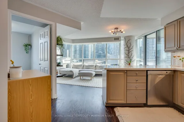 Additional image 5 of 228 Queens Quay Unit 702