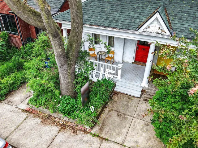 房产图片 6 - 130 Manning Ave