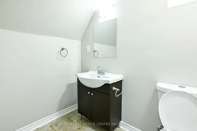 Additional image 42 of 25 Giltspur Dr