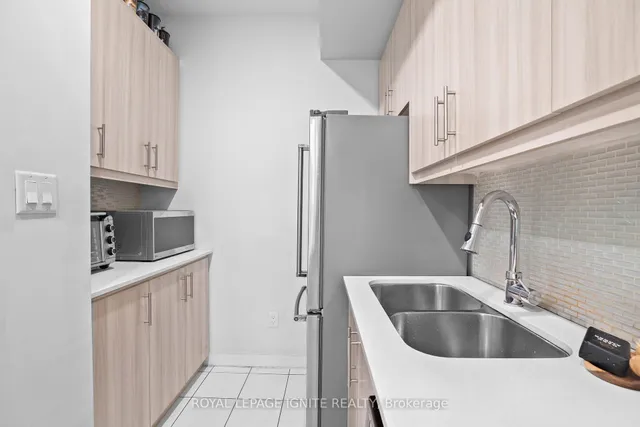 Additional image 20 of 2063 Weston Rd Unit Unit  2