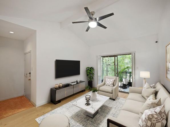 11711 Memorial Dr, Houston, TX 