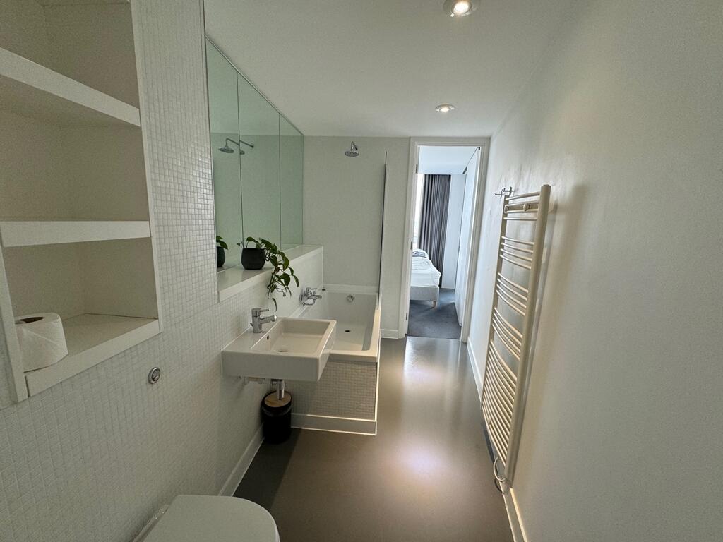 Additional image 5 of 19TH Floor Rotunda 2 Bed 2BATH