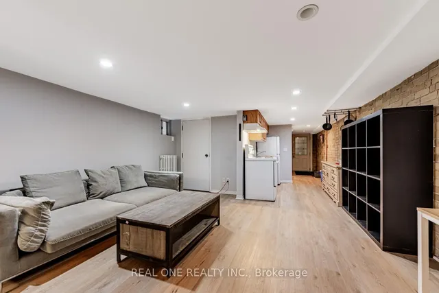 Additional image 28 of 97 Lippincott St