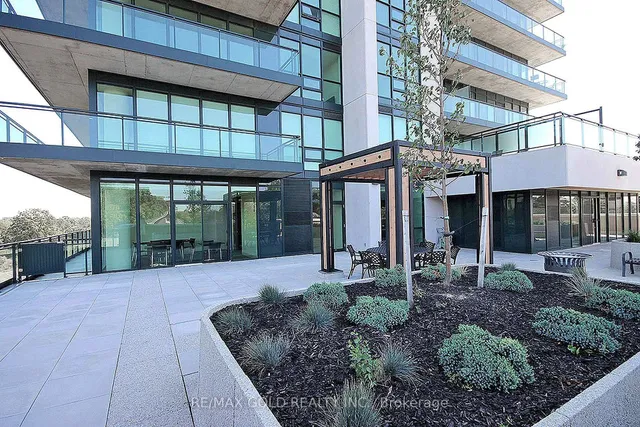 Additional image 22 of 100 John St Unit 2007