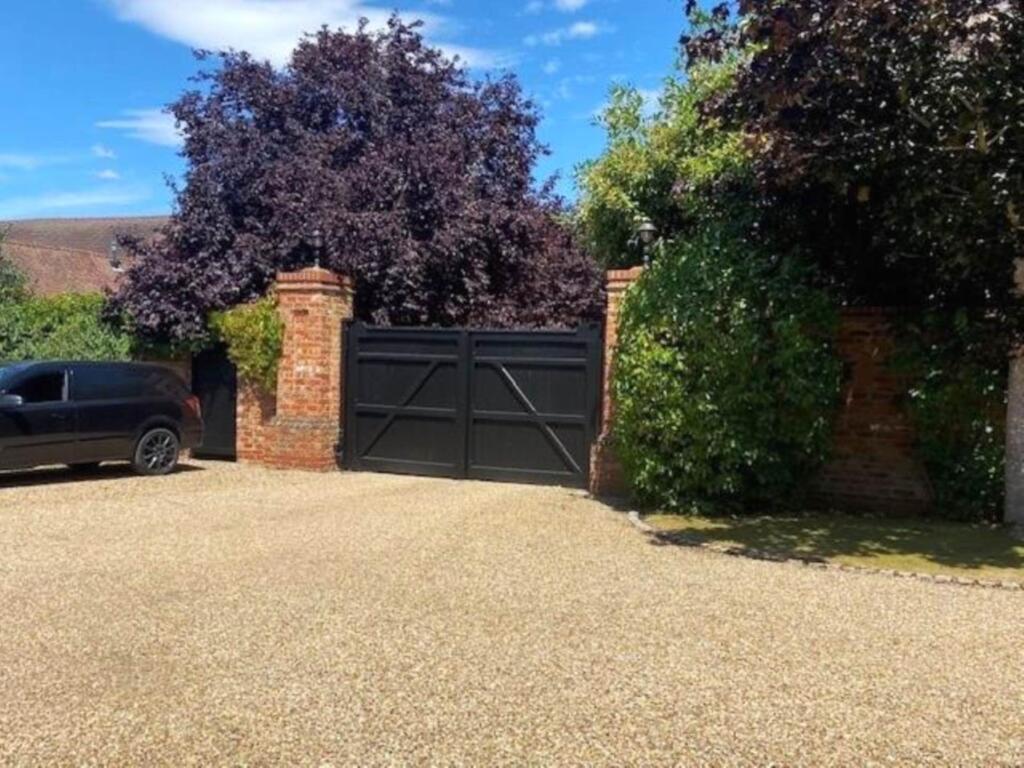 Additional image 38 of Home Farm Road, Brookmans Park