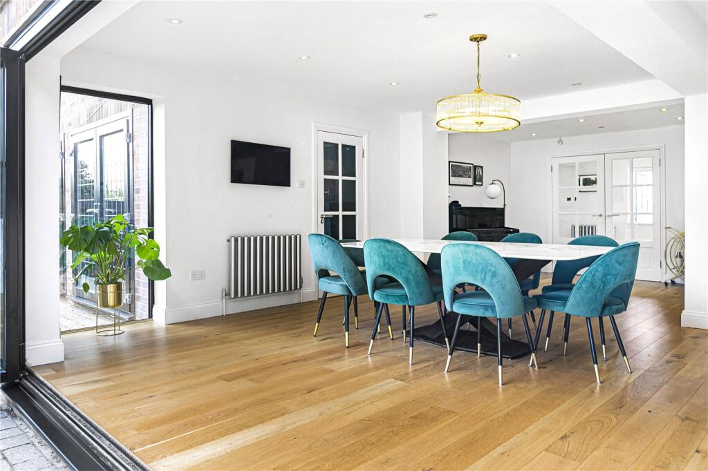 Additional image 11 of Mymms Drive, Brookmans Park, Hertfordshire, AL9