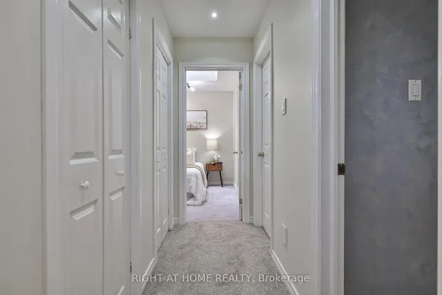 Additional image 23 of 25 Devonshire Dr