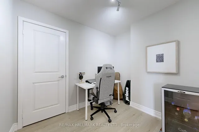 Additional image 24 of 25 Town Centre Crt Unit 3009