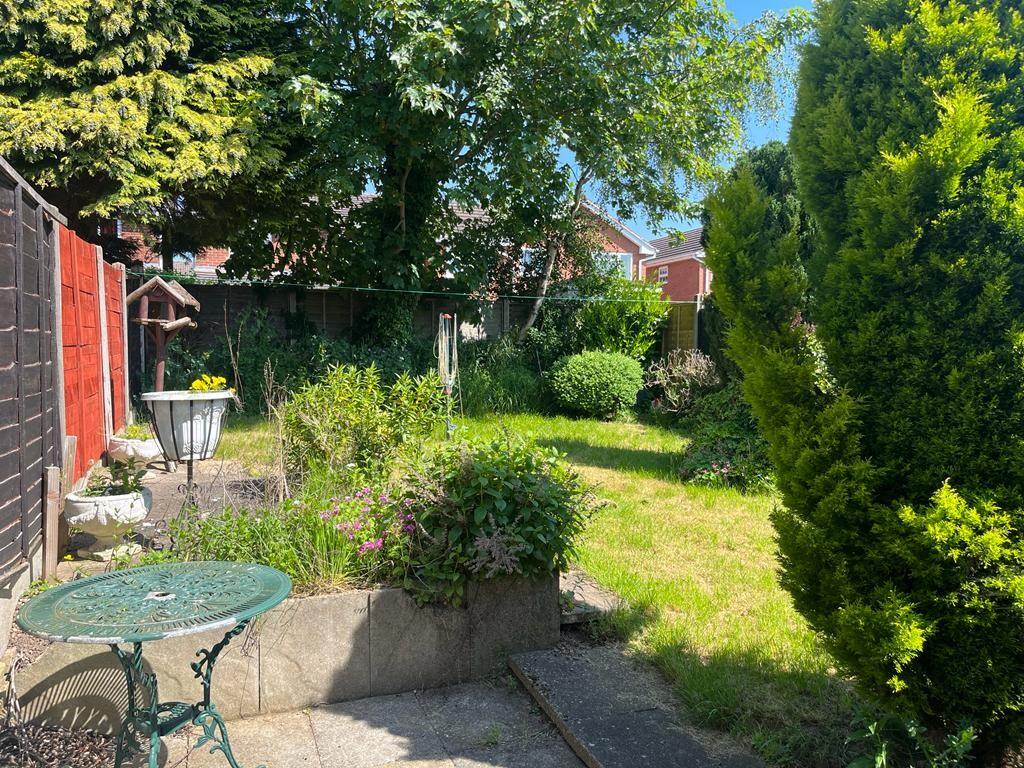 Additional image 10 of 76 Pipers Green, Hall Green, B28