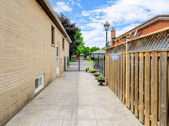 房产图片 35 - 61 Wise Cres