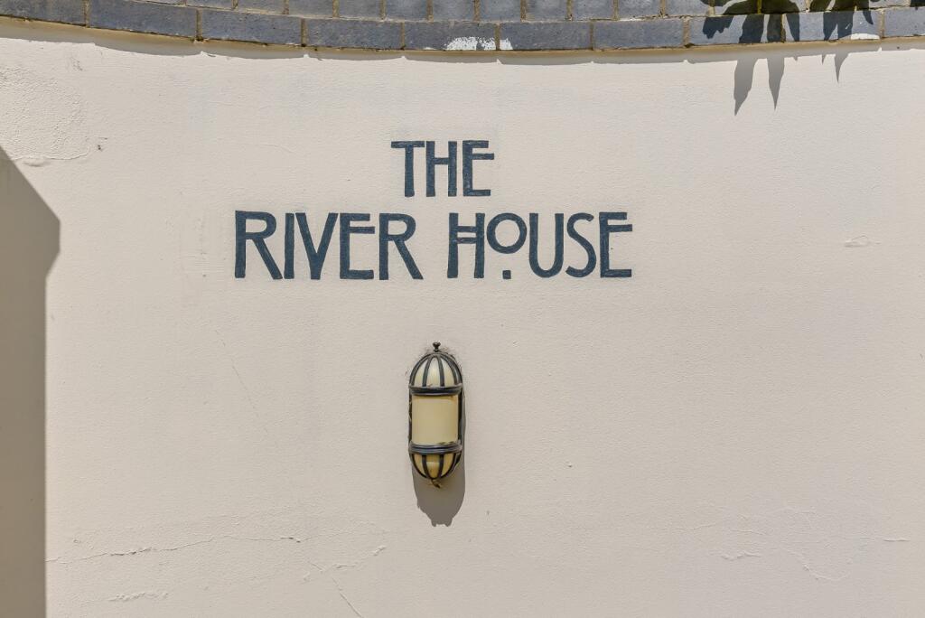 Additional image 67 of Radlett Road, Frogmore, St. Albans, Hertfordshire