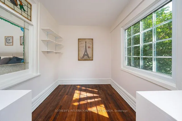 Additional image 4 of 692 Woodbine Ave