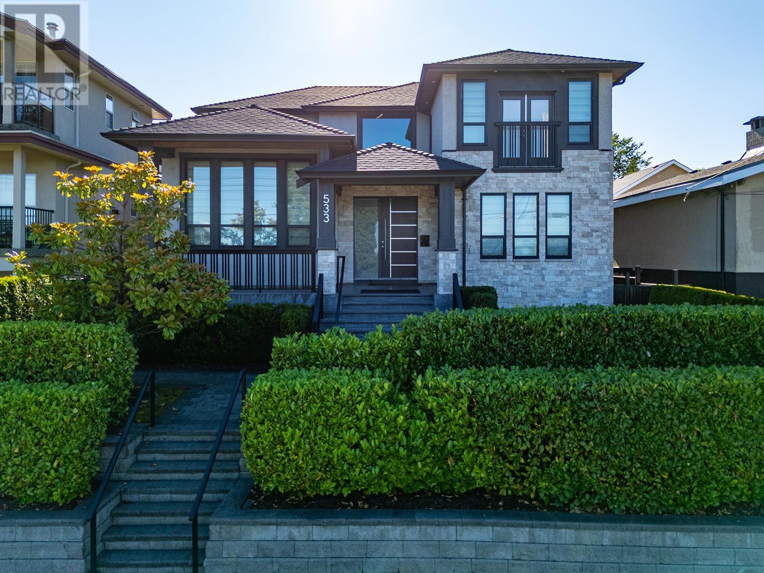 533 AMESS STREET|New Westminster, British Columbia V3L4A8