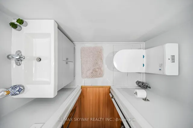 Additional image 29 of 20 Terra Cotta Cres