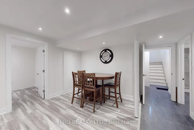 Additional image 31 of 861 Whaley Way