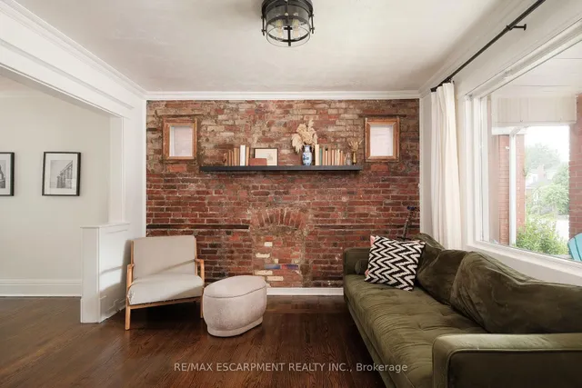 房产图片 12 - 505 Queensdale Ave