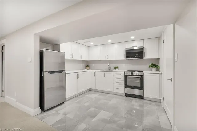 Additional image 16 of 94 Appleford Rd