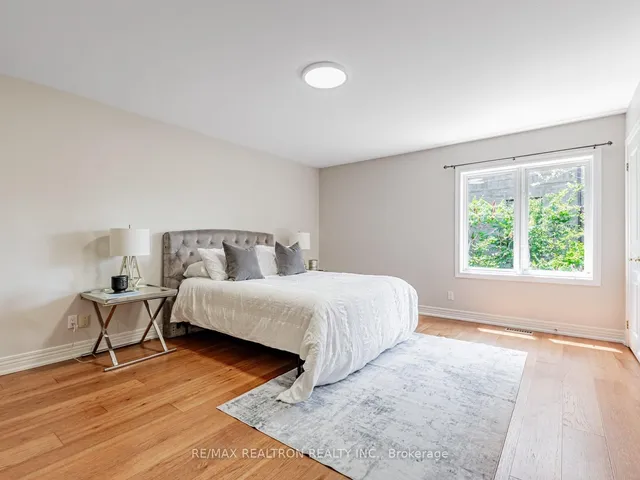 Additional image 12 of 3180 Bayview Ave Unit 3